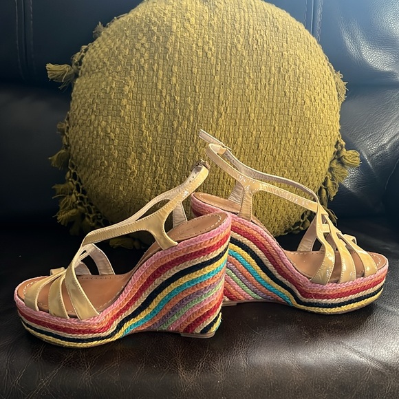Kate Spade New York Lindsay wedges, size 8. - Picture 4 of 14